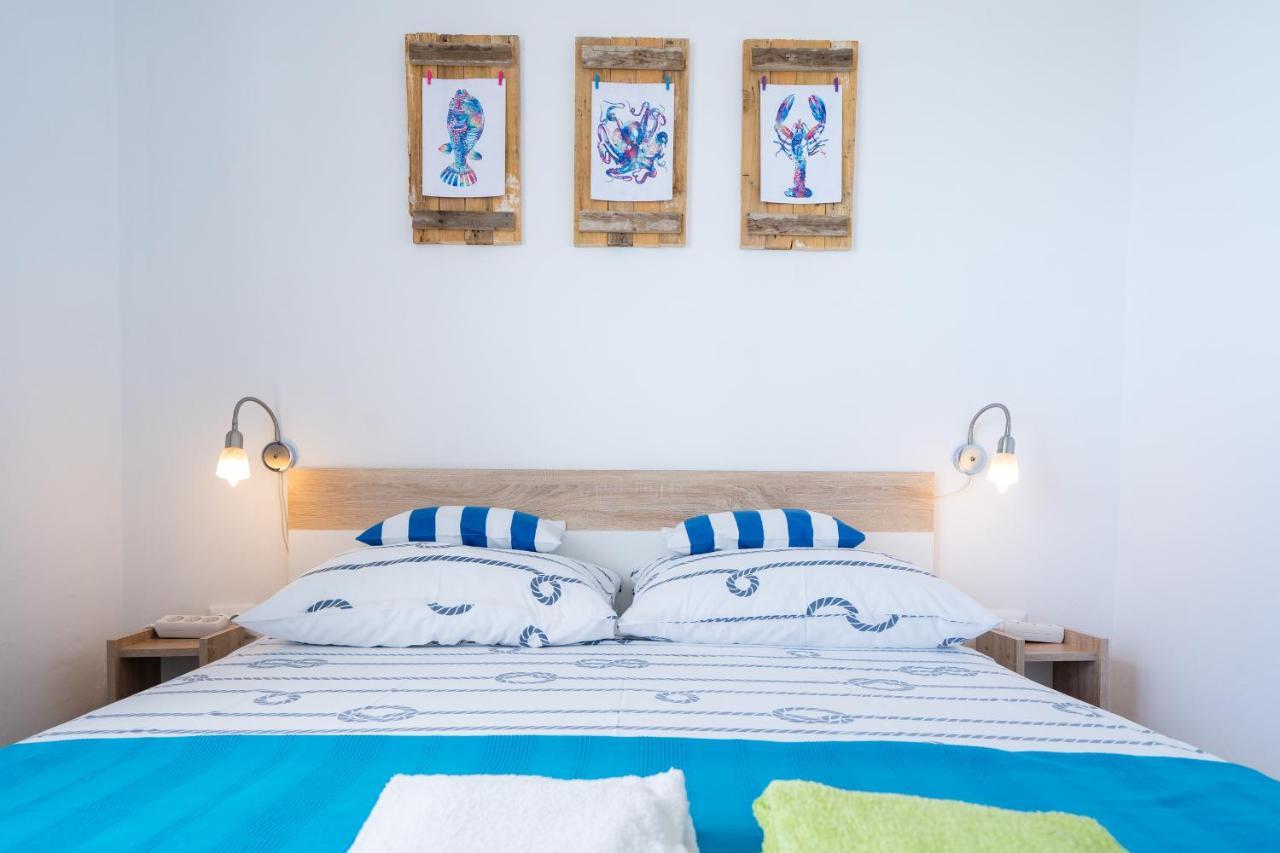 Stara Baska Apartments エクステリア 写真