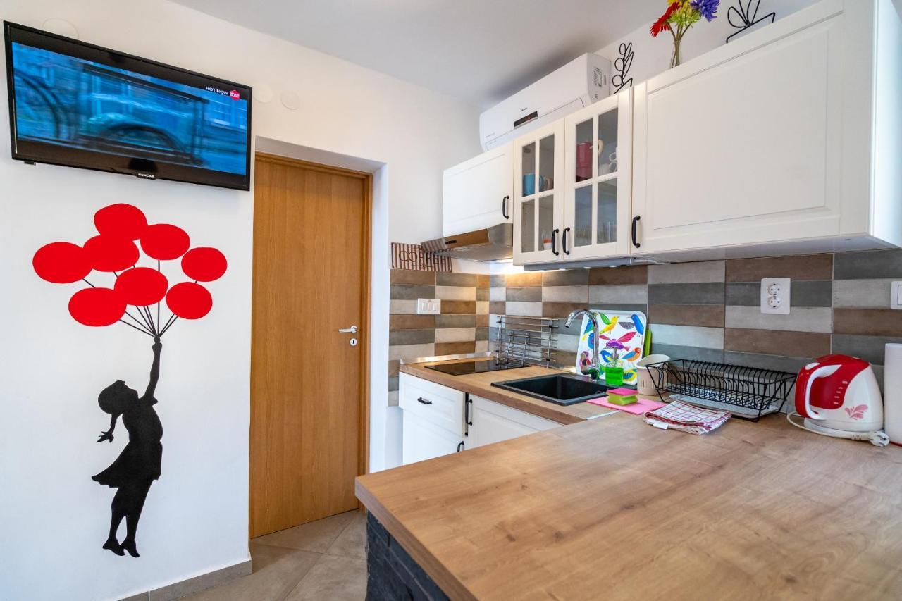 Stara Baska Apartments エクステリア 写真