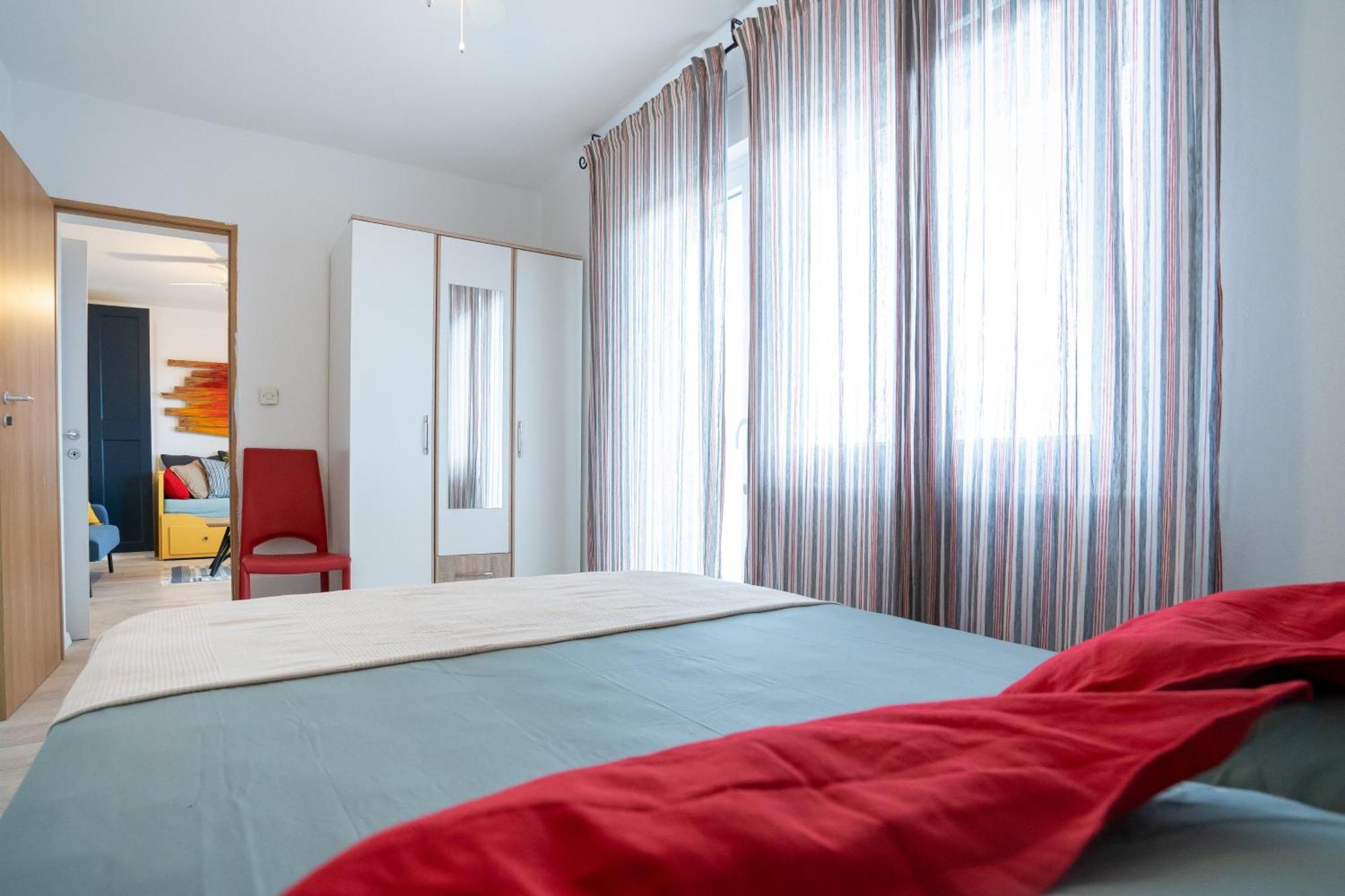 Stara Baska Apartments エクステリア 写真